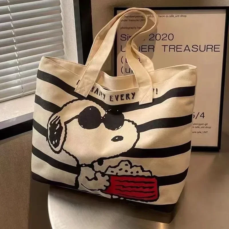Snoopy Cartoon Large Capacity  - Women Bags Medium Size ulasan dan harga