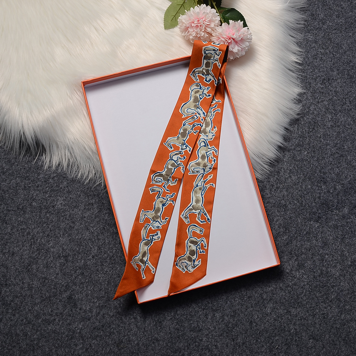 2023 100% Silk Scarf Sketch Ho - Women Bags Brands ulasan dan harga